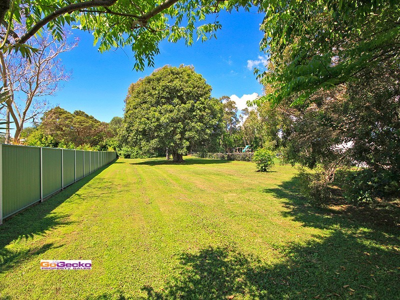 54 Duncan Street, Wynnum West QLD 4178
