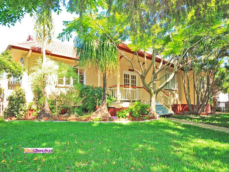 43 Randall Road, Wynnum West QLD 4178