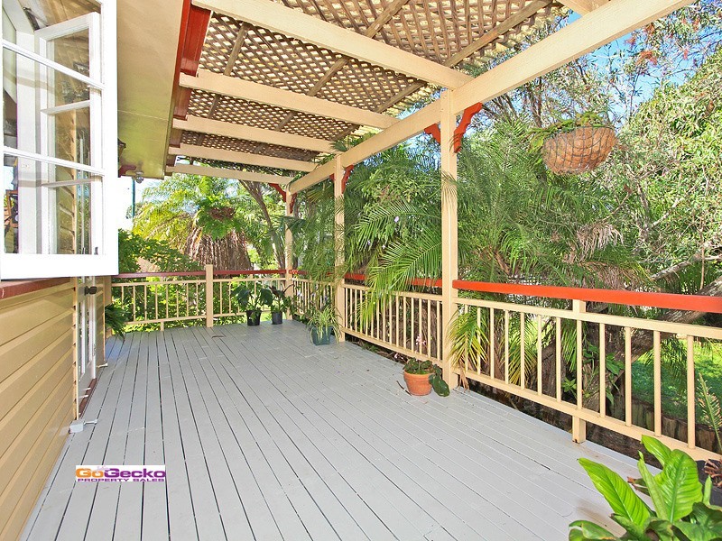 43 Randall Road, Wynnum West QLD 4178