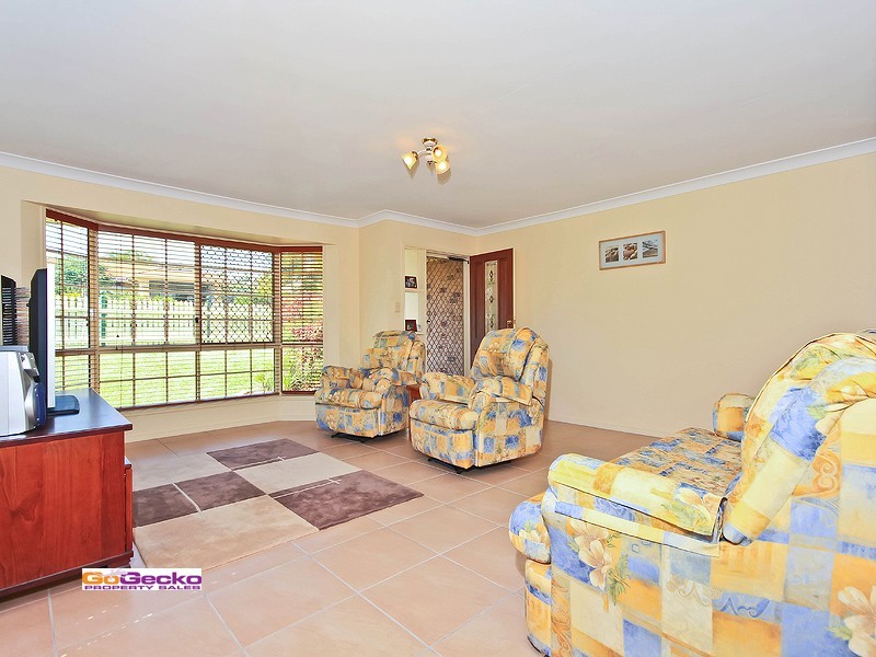 39 Plaza Street, Wynnum West QLD 4178