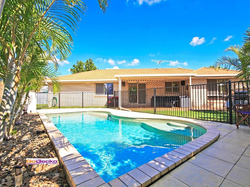 10 Matlock Court, Hemmant QLD 4174