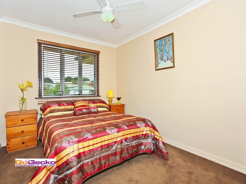 5 Banoon Drive, Wynnum QLD 4178