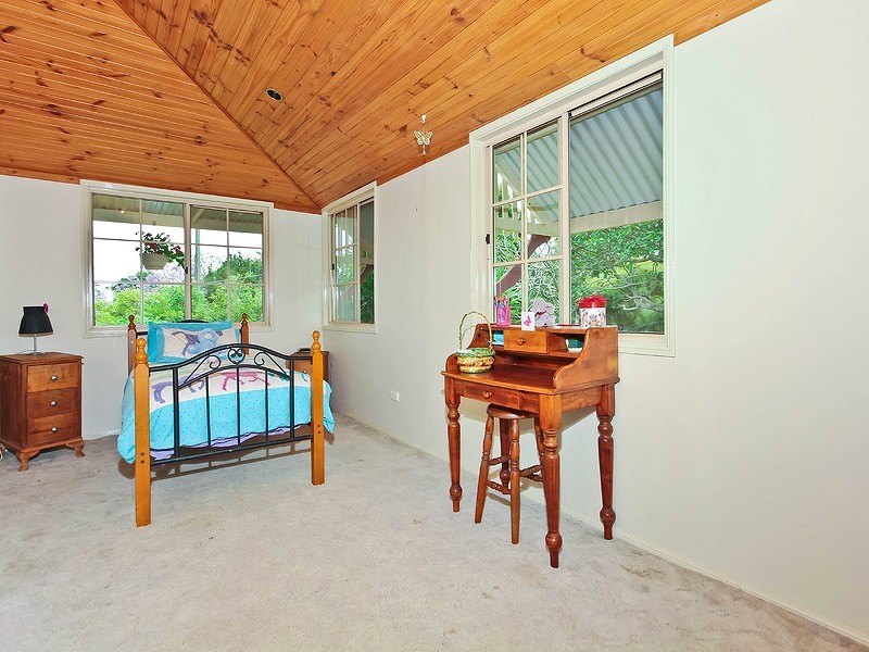 76 Blackwood Road, Manly West QLD 4179