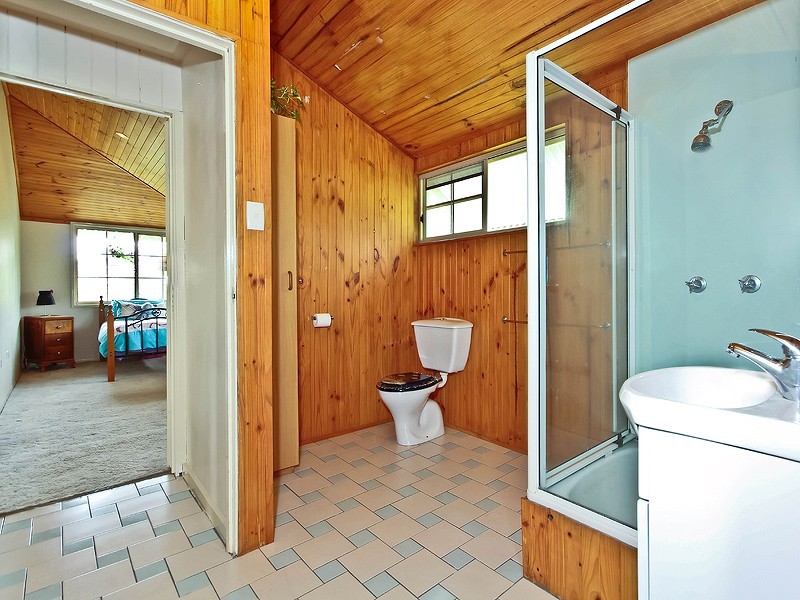 76 Blackwood Road, Manly West QLD 4179