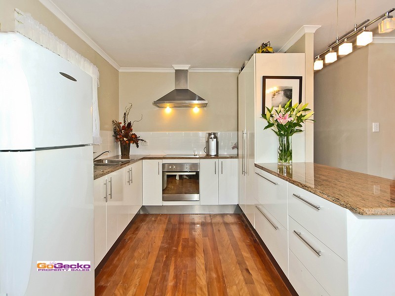 17 Meilandt Street, Wynnum QLD 4178