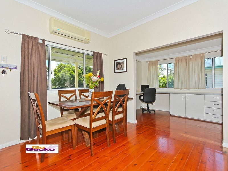 102 Emsworth Street, Wynnum QLD 4178