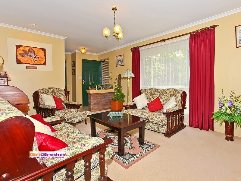 5 Webber Place, Wynnum West QLD 4178