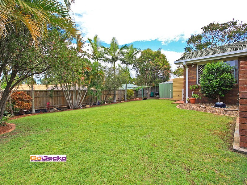 5 Webber Place, Wynnum West QLD 4178