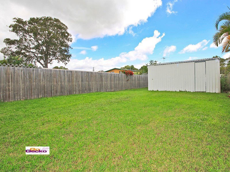 215 Kianawah Road, Wynnum West QLD 4178