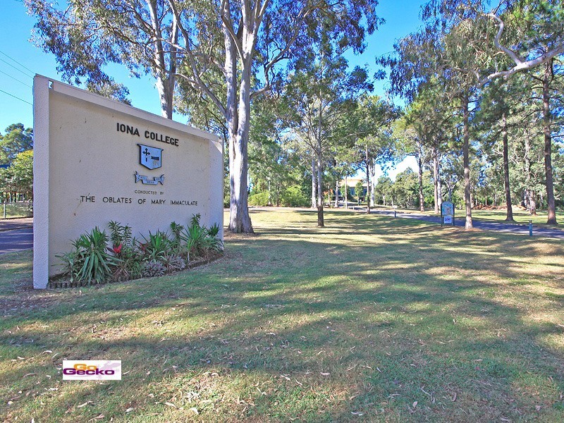 215 Kianawah Road, Wynnum West QLD 4178