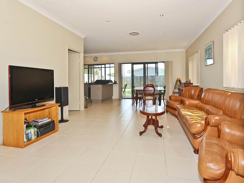 78 Richard Street, Lota QLD 4179