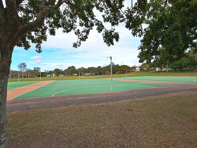 78 Richard Street, Lota QLD 4179