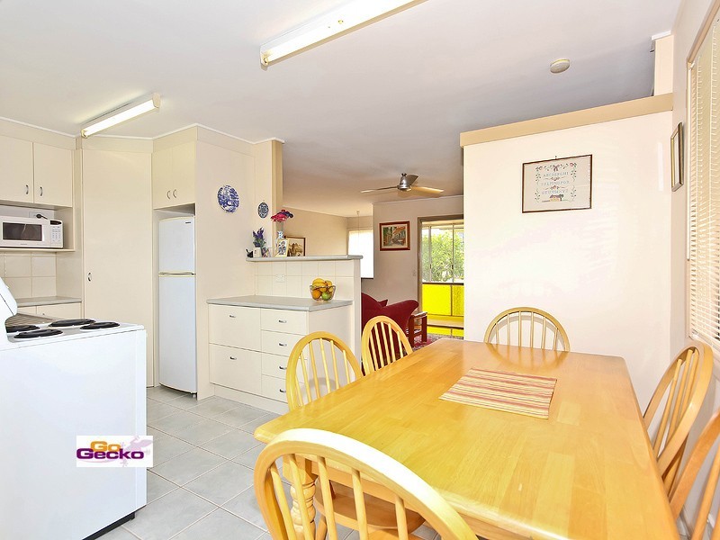 15 Lyrian Street, Manly West QLD 4179