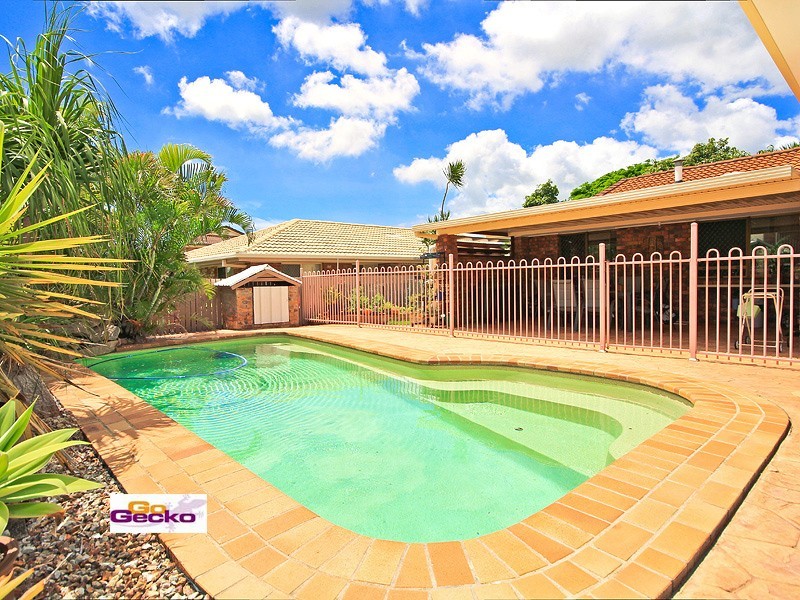 6 Senga Street, Manly West QLD 4179