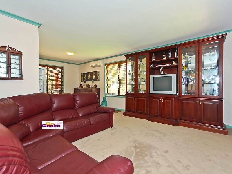 6 Senga Street, Manly West QLD 4179