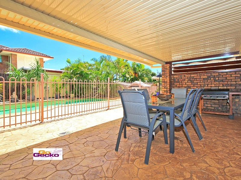 6 Senga Street, Manly West QLD 4179