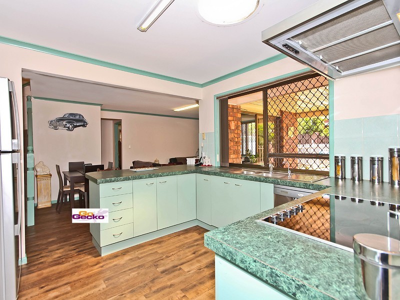 6 Senga Street, Manly West QLD 4179