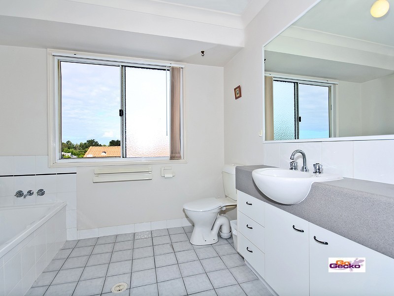 17/519 Tingal Road, Wynnum QLD 4178