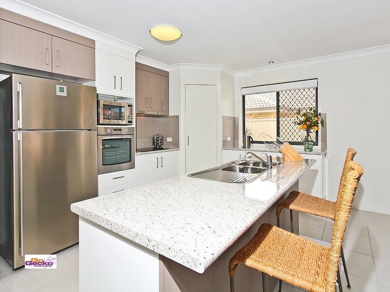 118 School Road, Wynnum West QLD 4178