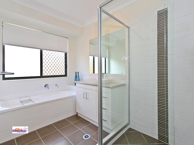 118 School Road, Wynnum West QLD 4178