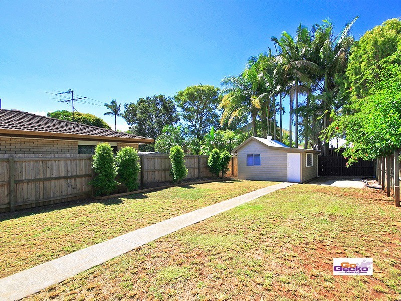 21 Daniel Street, Lota QLD 4179