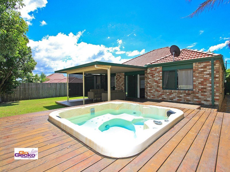 13 Tawonga Street, Hemmant QLD 4174