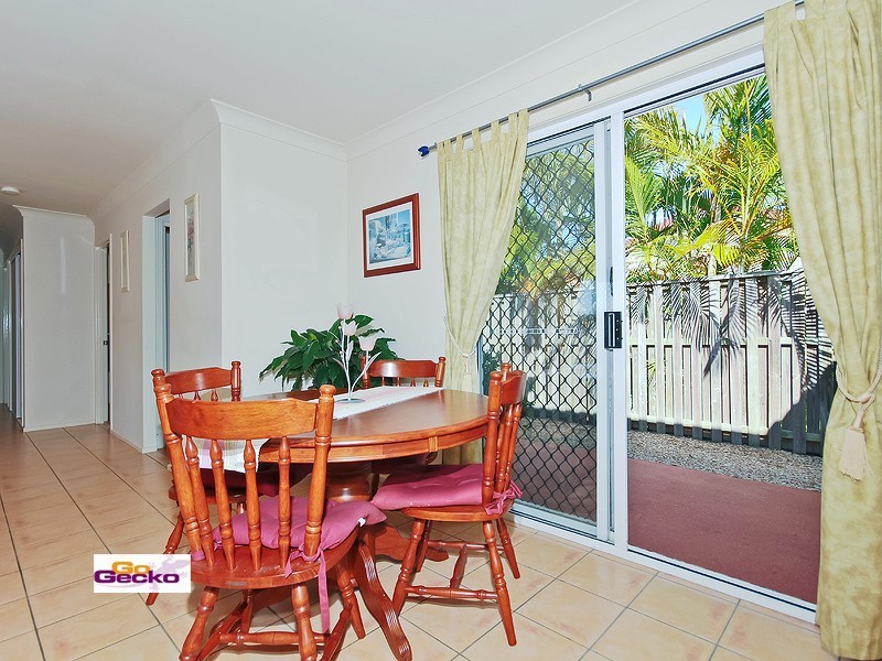 30 Samantha Street, Wynnum West QLD 4178