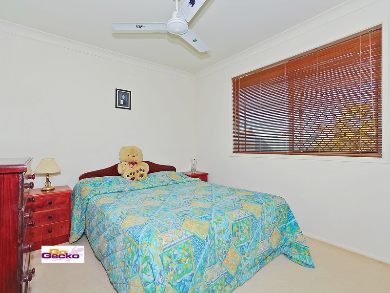 30 Samantha Street, Wynnum West QLD 4178