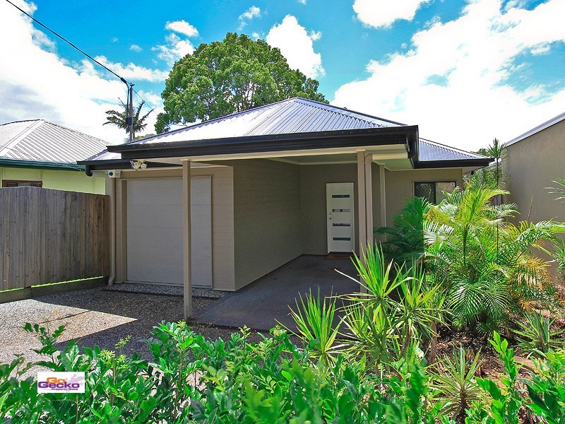 11 Radius Street, Wynnum QLD 4178