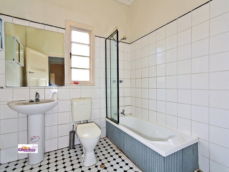 119 Besham Parade, Wynnum QLD 4178