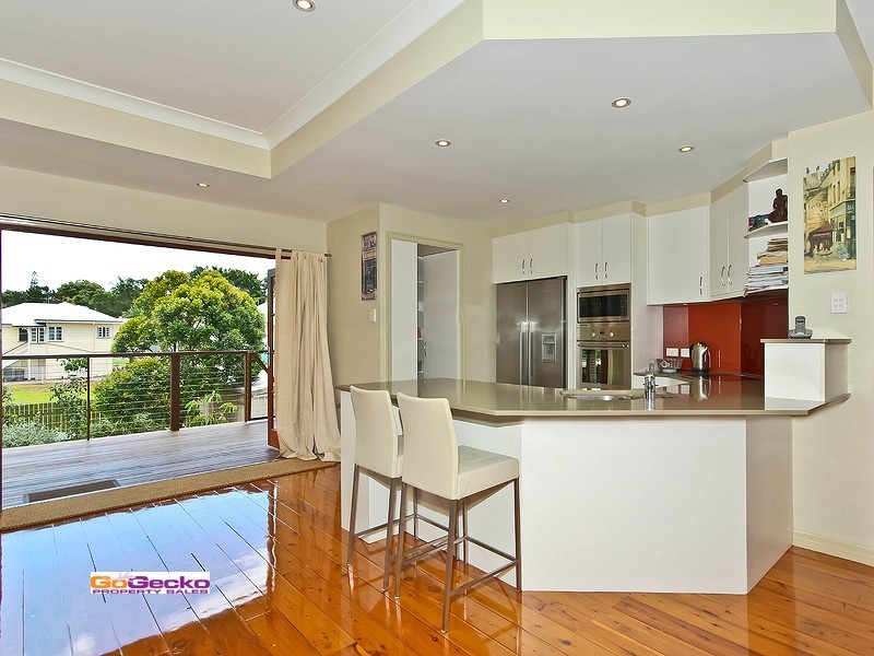 69 Selina Street, Wynnum QLD 4178