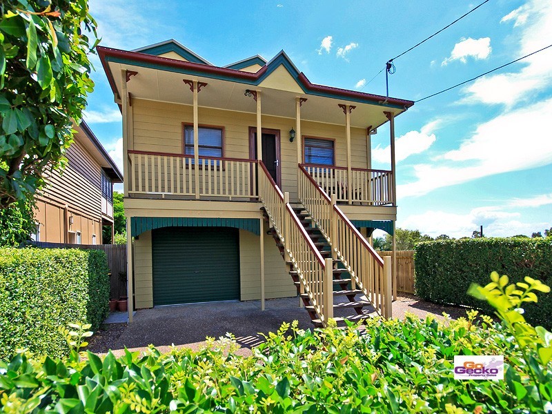 9 Grainger Avenue, Wynnum QLD 4178