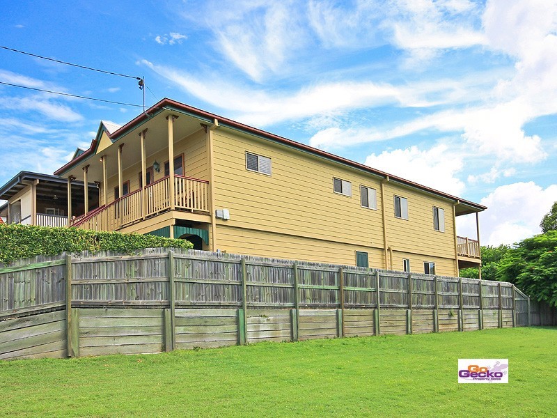 9 Grainger Avenue, Wynnum QLD 4178