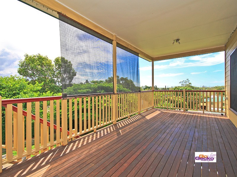 9 Grainger Avenue, Wynnum QLD 4178