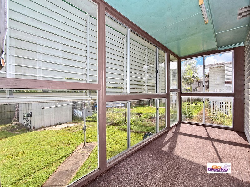 16 Roby Street, Wynnum QLD 4178