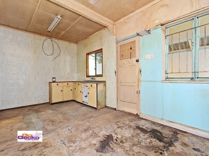 12 Chandos Street, Wynnum QLD 4178