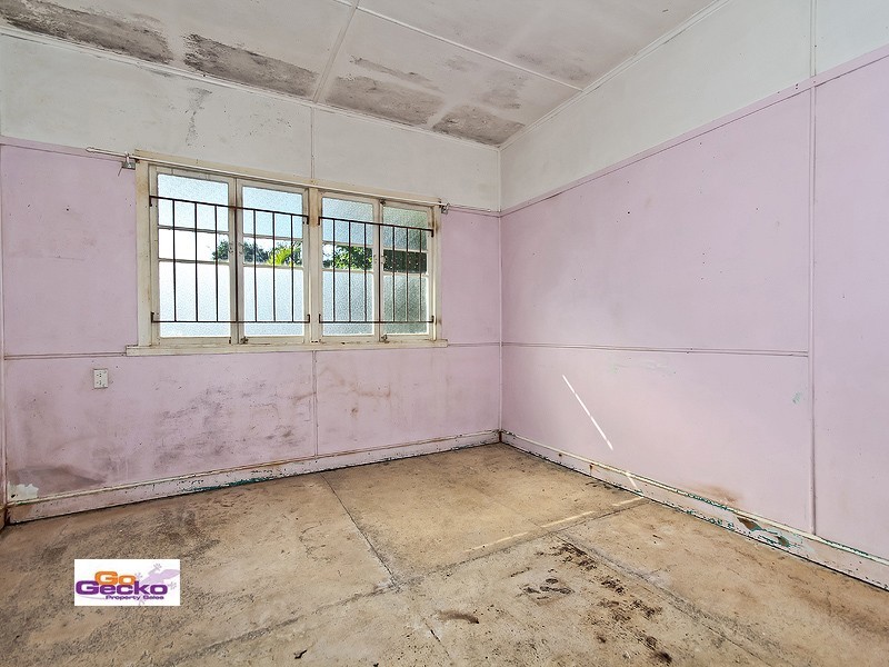 12 Chandos Street, Wynnum QLD 4178