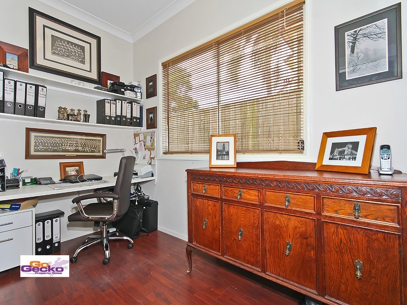 29 Whites Road, Manly West QLD 4179