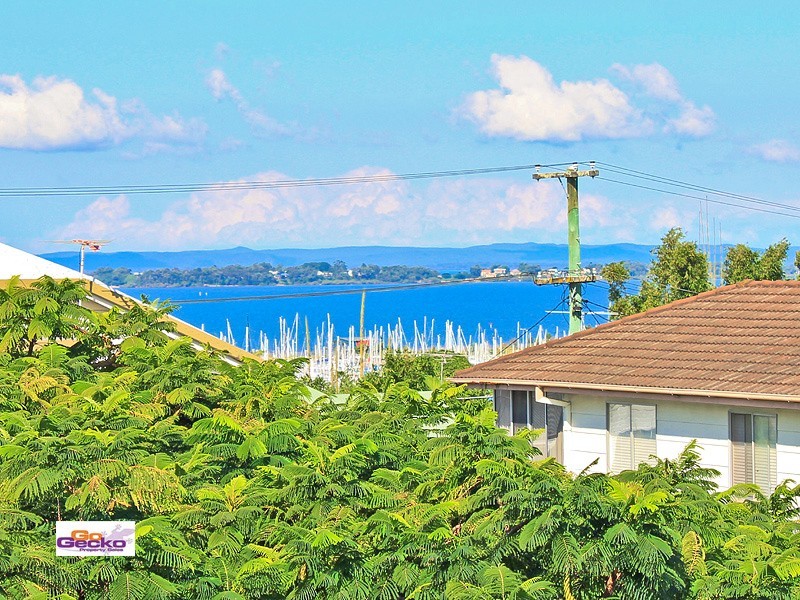 20 Oakley Street, Manly QLD 4179