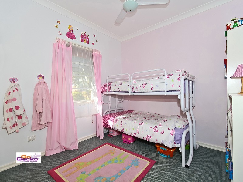 20 Oakley Street, Manly QLD 4179