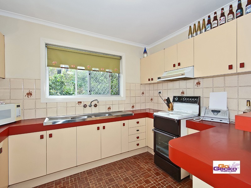 62 West Avenue, Wynnum QLD 4178