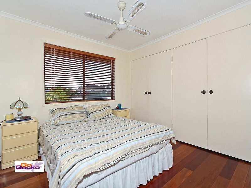 19 Tarwhine Street, Manly West QLD 4179