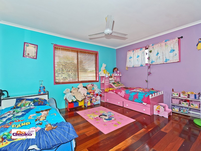 19 Tarwhine Street, Manly West QLD 4179