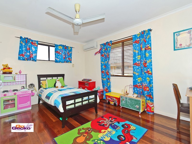 19 Tarwhine Street, Manly West QLD 4179