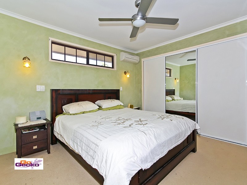 19 Tarwhine Street, Manly West QLD 4179