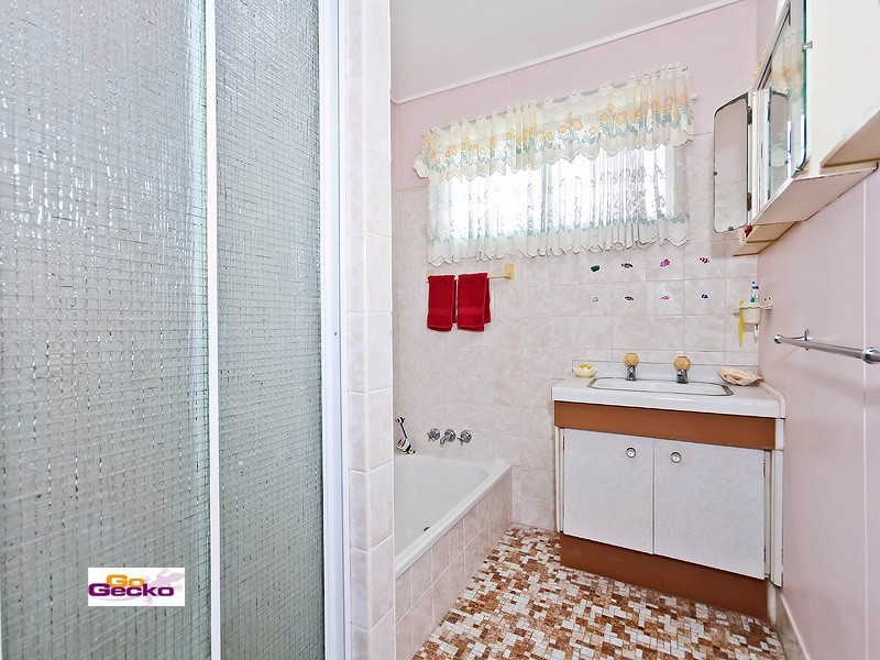 62 Malabar Street, Wynnum West QLD 4178