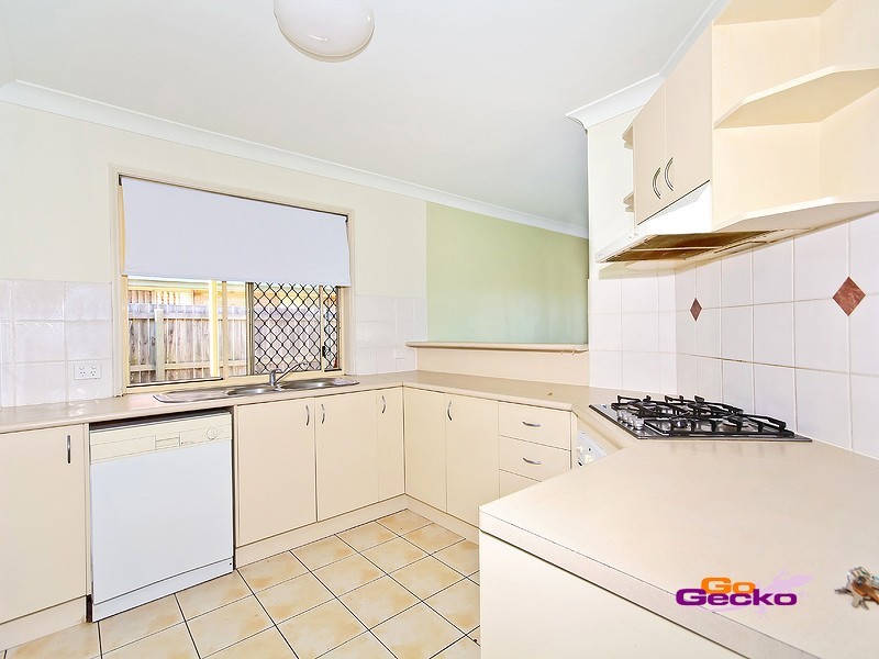 16 Jacqueline Street, Wynnum West QLD 4178