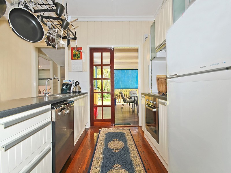 97 Kamarin Street, Manly West QLD 4179