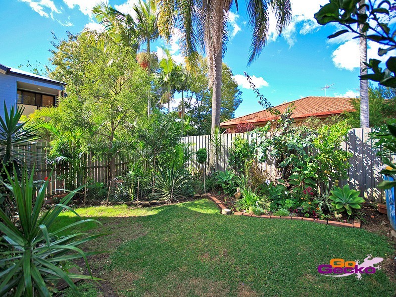 4/6 Emsworth Street, Wynnum QLD 4178