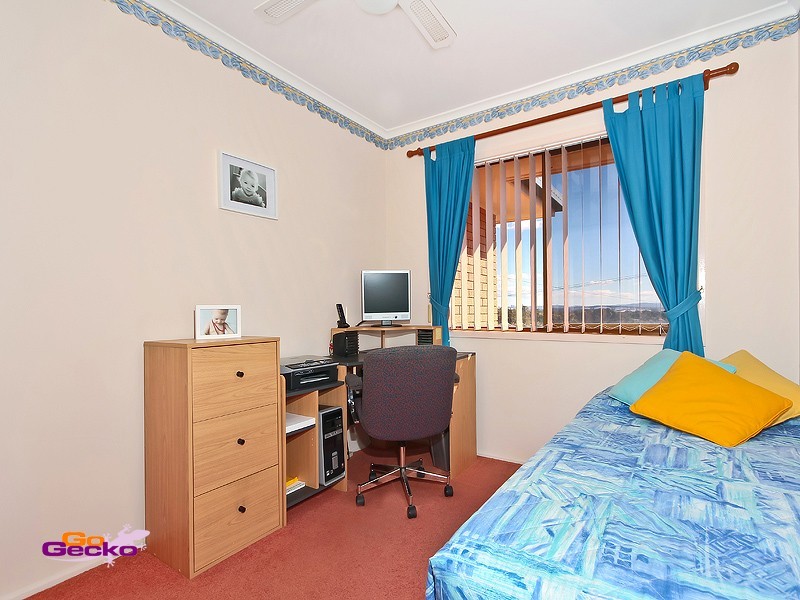 5 Nemarra Street, Wynnum West QLD 4178